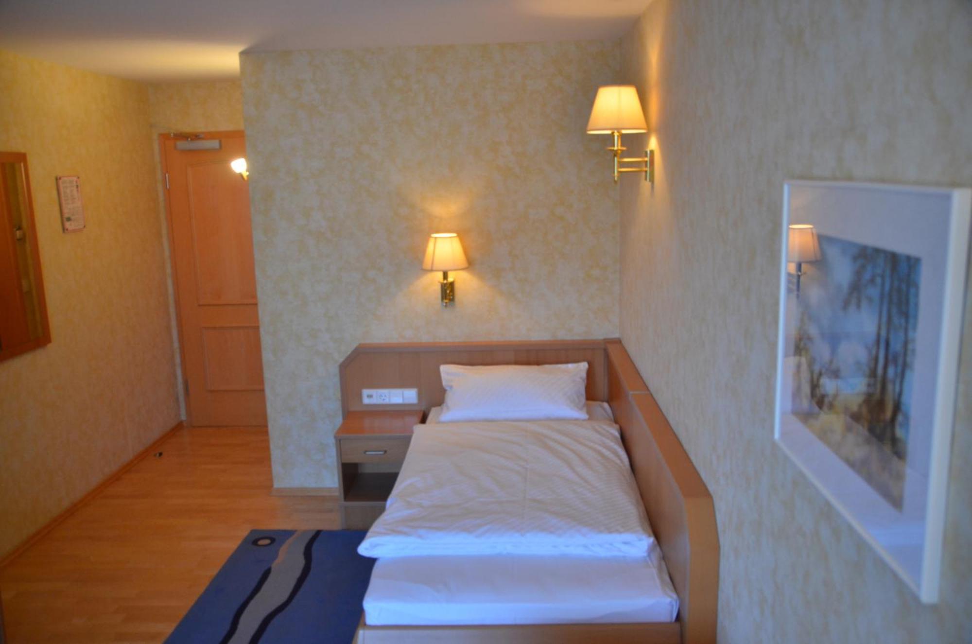 Hotel Post Jungingen Kamer foto